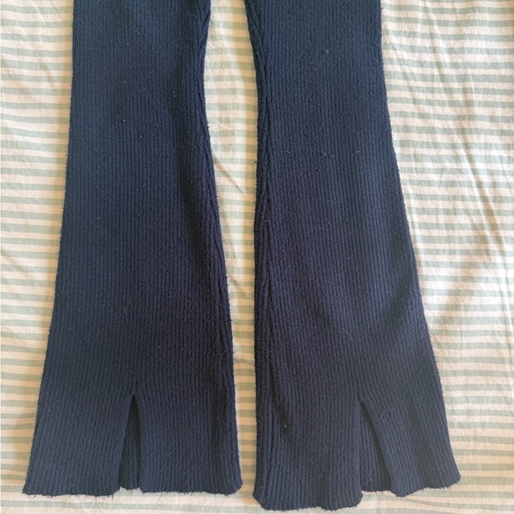 Zara Ribbed Flared Leggings - Picture 4 of 9